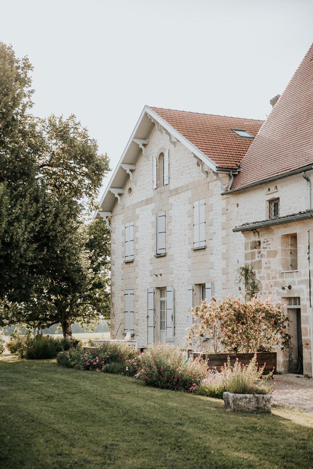Château La Grande Clotte Lussac  Extérieur photo